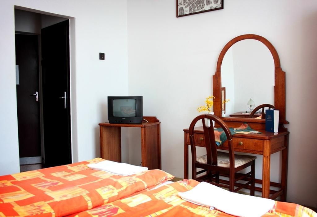 Park Hotel Taltos Felsőtárkány Habitación foto